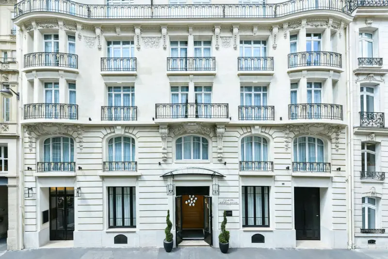 Maison Astor Paris, Curio Collection by Hilton