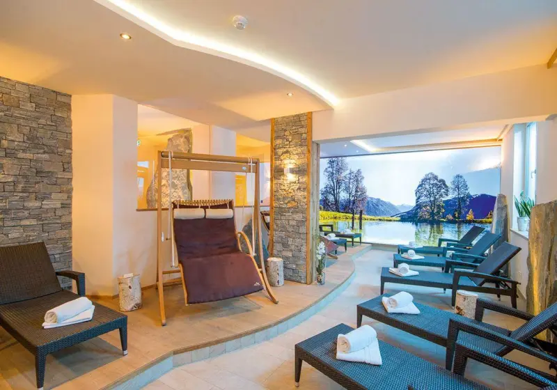 Hotel Alpenwelt