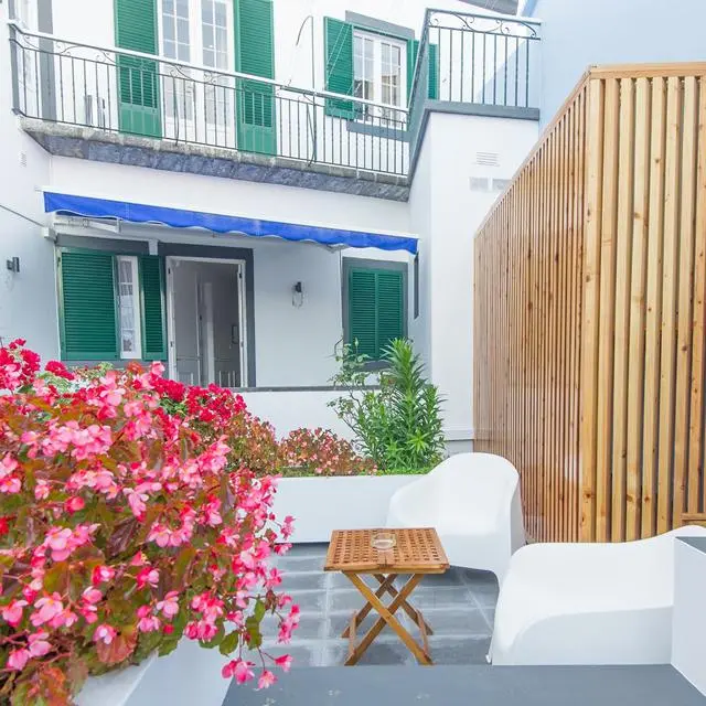 Comercial Azores Guest House