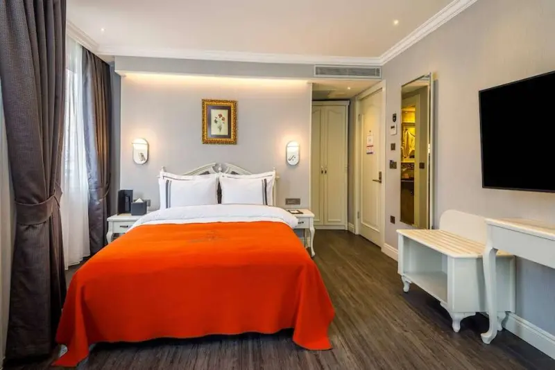 Amiral Palace Boutique Hotel