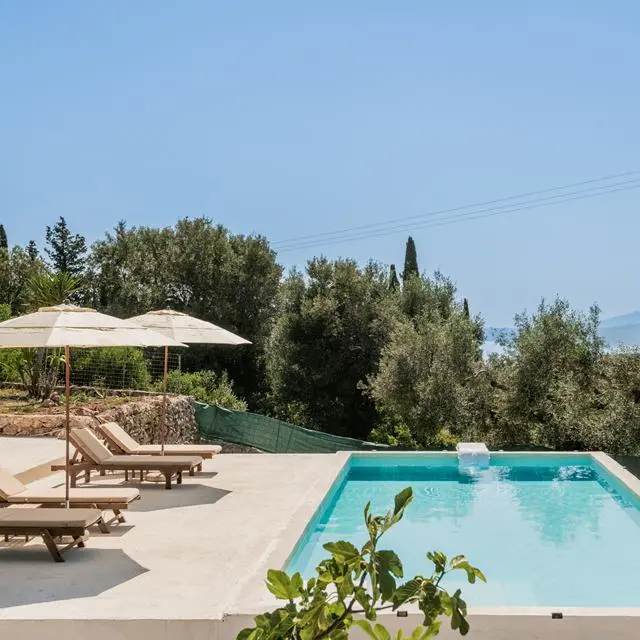 Askos Suites