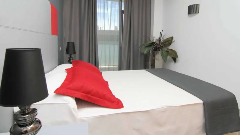 Apolo Suites Rentalmar