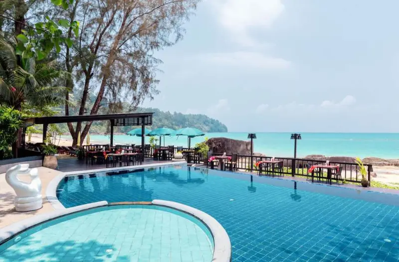 Khaolak Wanaburee Resort