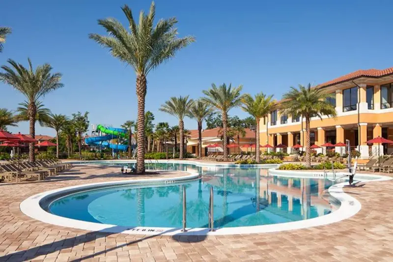 Regal Oaks Resort Vacation Townhomes by IDILIQ