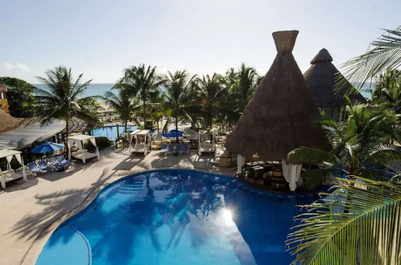The Reef Playacar Beach Resort & Spa