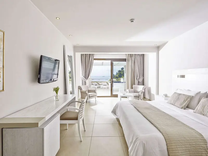 Kassandra Bay Resort & Spa