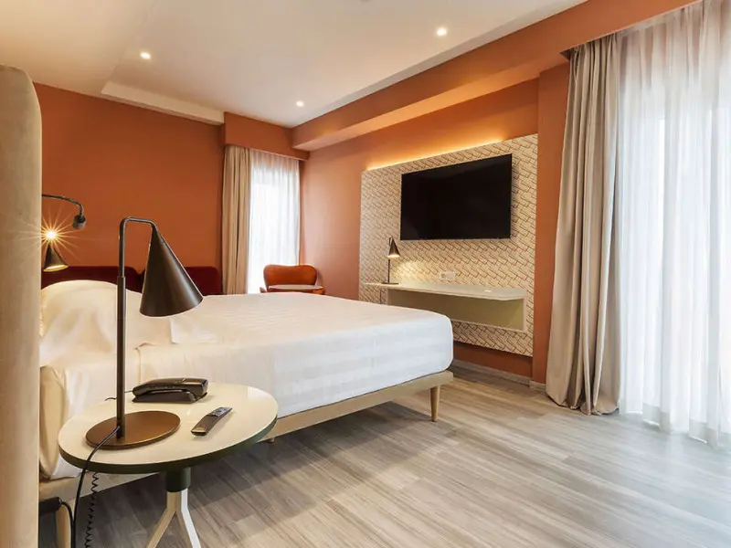 Adesso Hotel