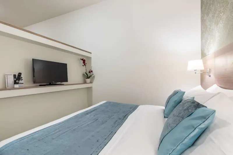 Hotel Mondo