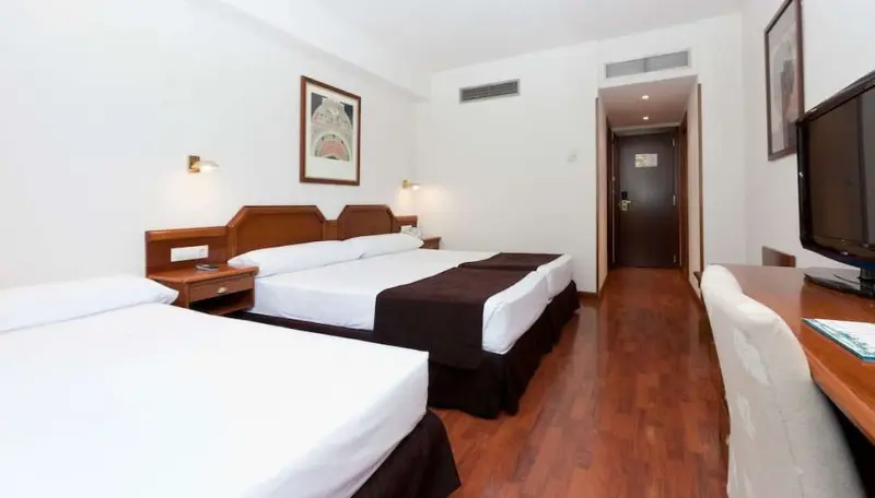 Senator Barajas Hotel