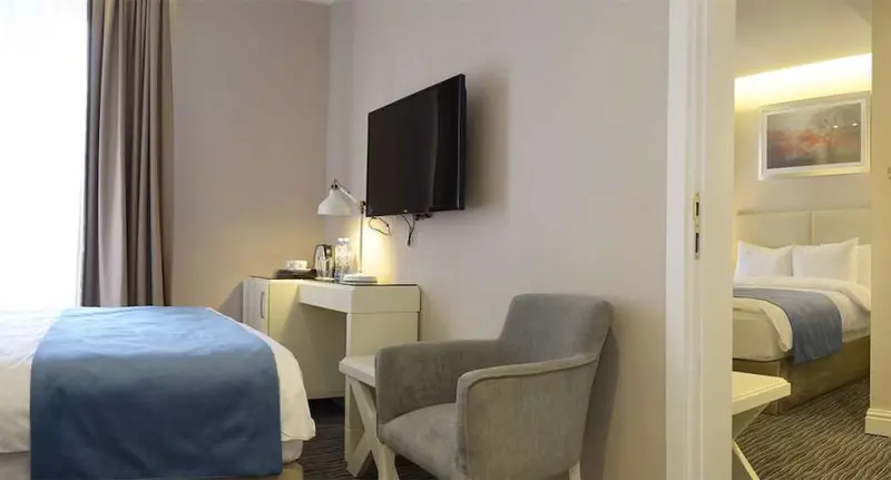 Hotel City Avenue
