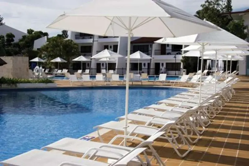 BlueBay Villas Doradas