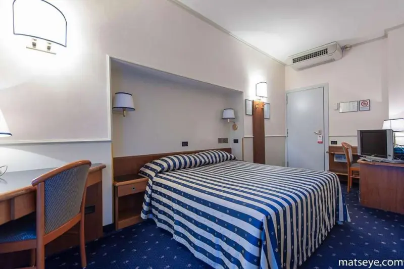 Hotel Flora