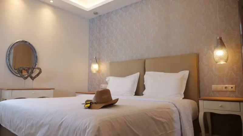 Iris Hotel Apartments