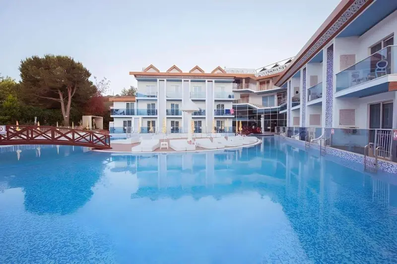 Ocean Blue Hotel