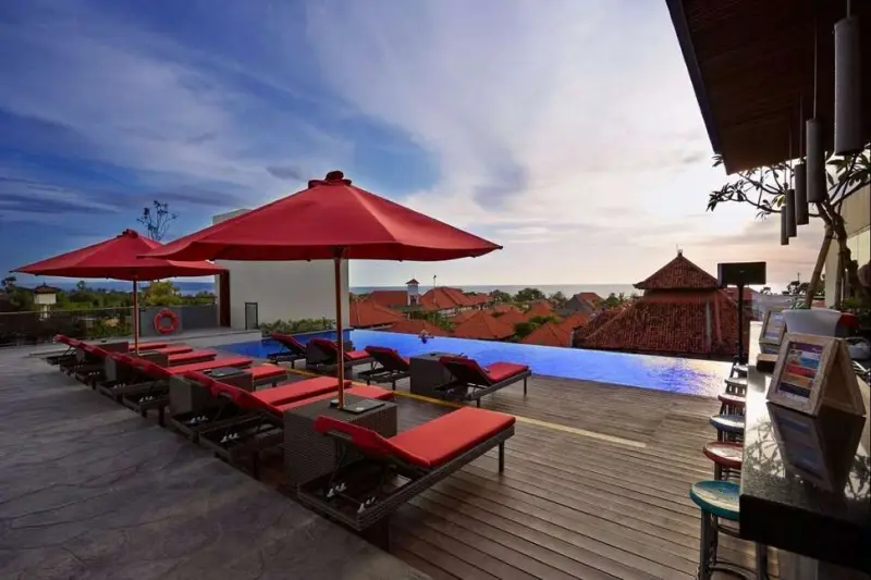 SEVN Legian Hotel