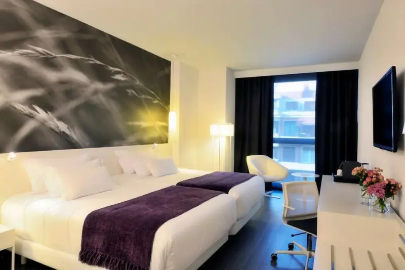 Hotel NH Collection Villa de Bilbao