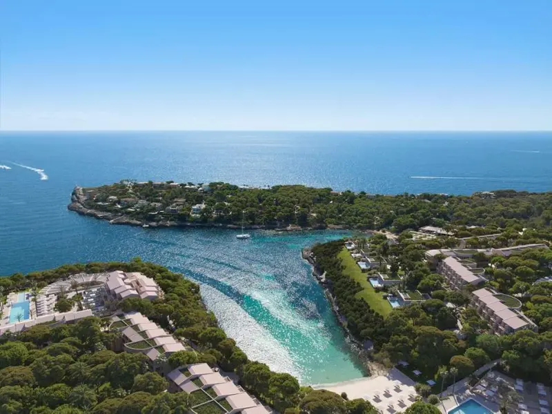 Ikos Porto Petro