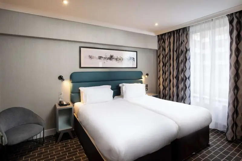 City Sleeper at Royal National Hotel