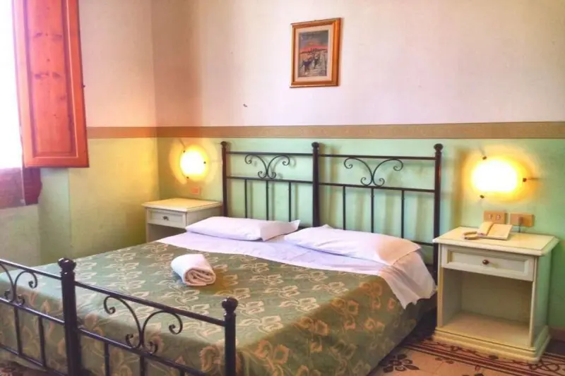 Hotel Desiree