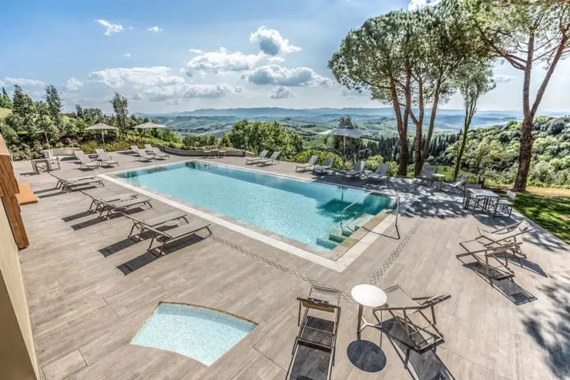 Castelfalfi, Hotel