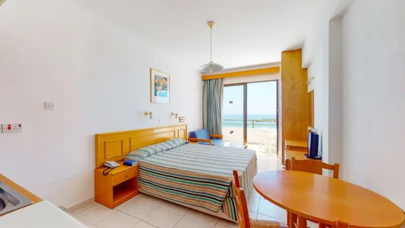 Corallia Beach Hotel Apartments