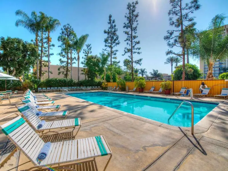 Clarion Hotel Anaheim Resort