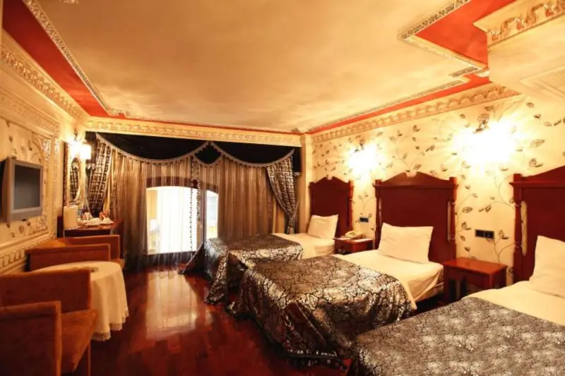 Deluxe Golden Horn Hotel