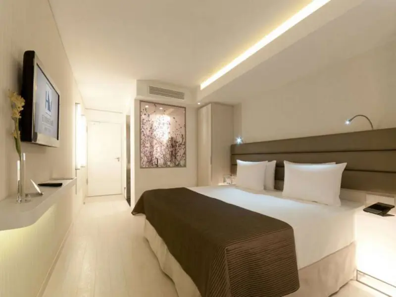 Eurostars Book Hotel