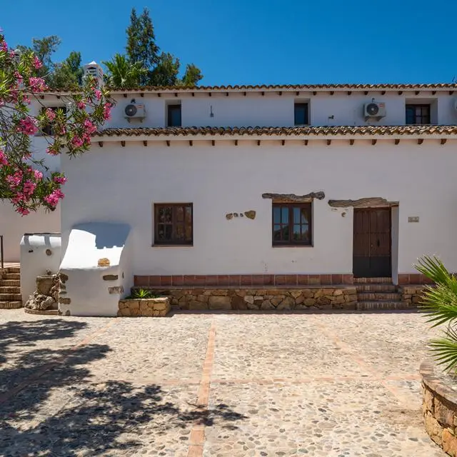 Malaga Sierra De Las Nieves - logies ontbijt