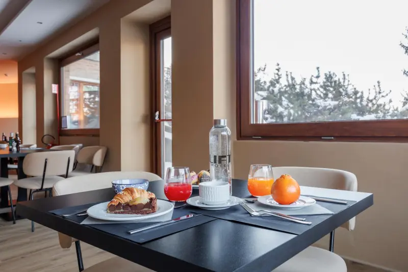 Lift Hotel