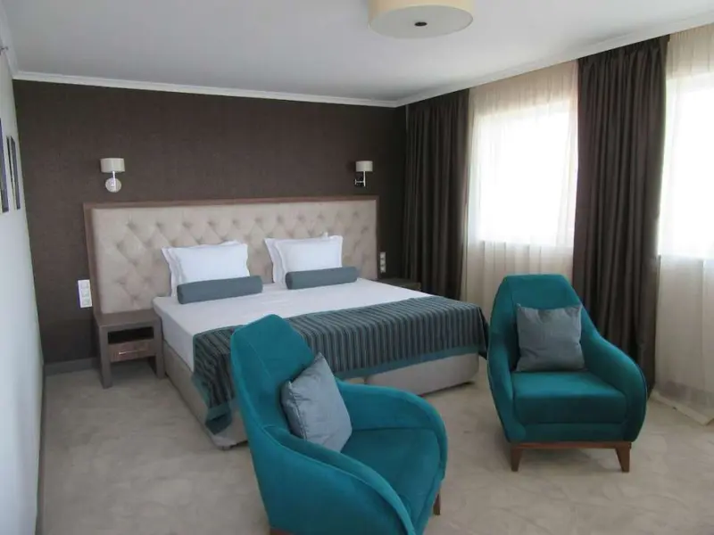 Hotel “Cherno More”