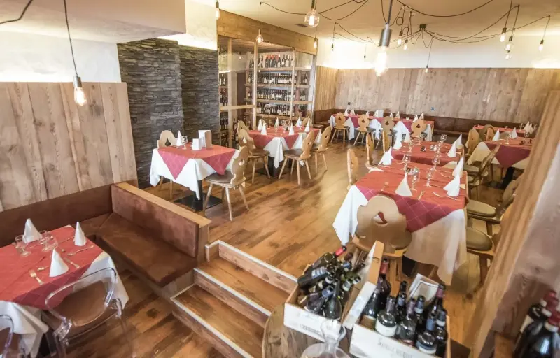Alpen Village Hotel