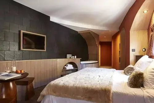 Hôtel des Dromonts by SOWELL COLLECTION