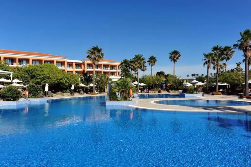 Hipotels Barrosa Palace
