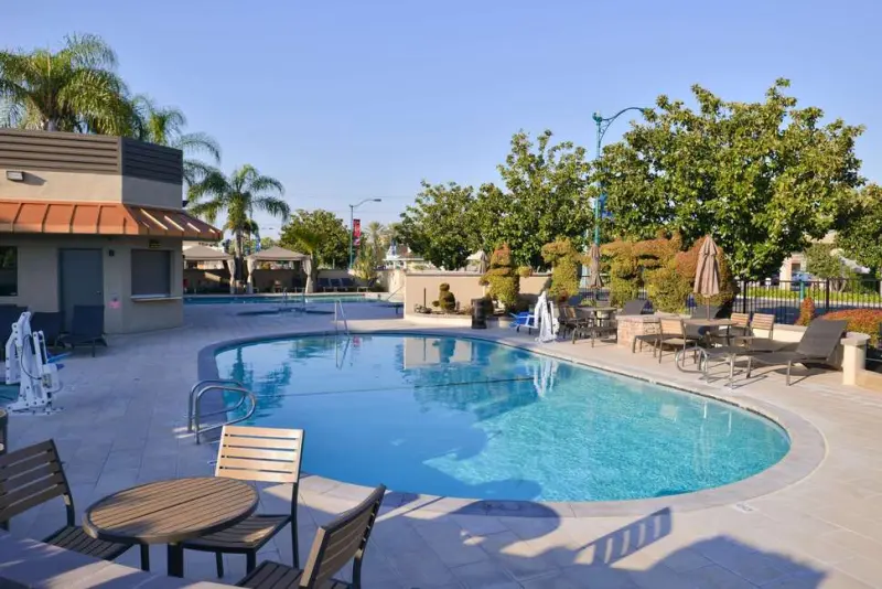 Best Western Plus Stovall's Inn