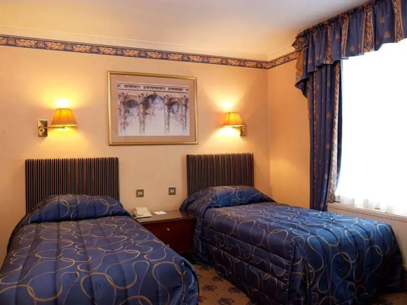 London Lodge Hotel