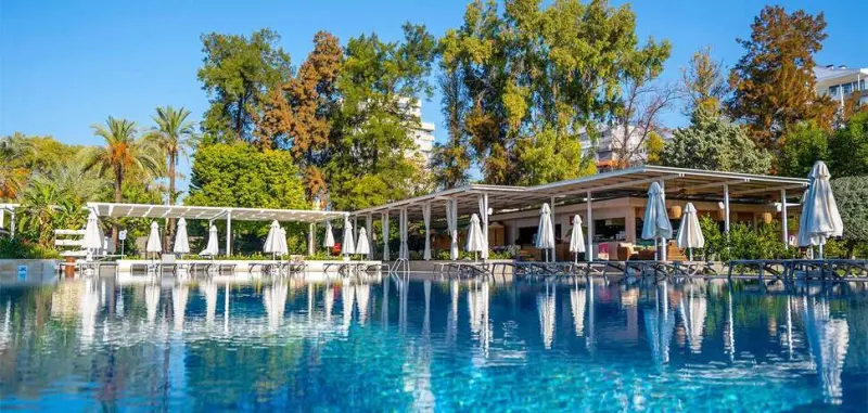 Akra Hotel