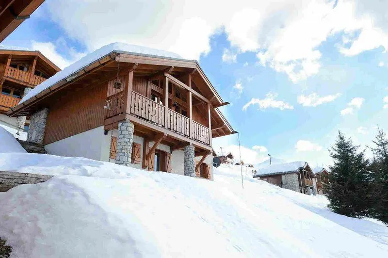 La vue du Roi - Detached chalet (6p). 3 bedrooms and 2 bathrooms. In the centre of Vallandry, with a beautiful view