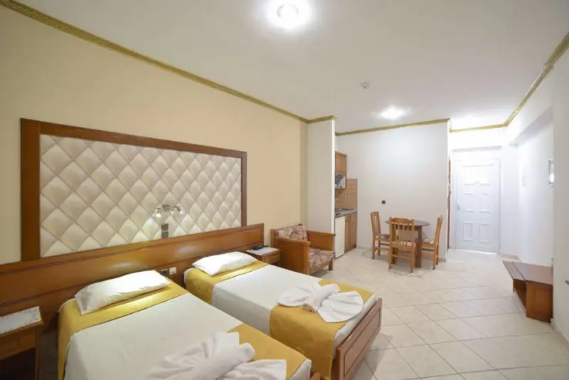 Angelina Aparthotel