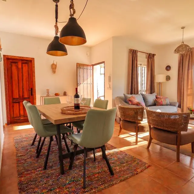 Paredones I Villa Rural Caminito del Rey