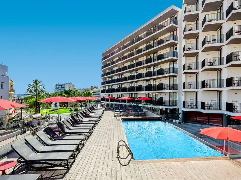 Vibra District - Adults Only