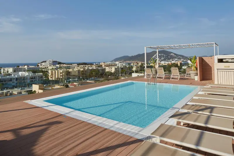 Invisa Aparthotel Casa Luis