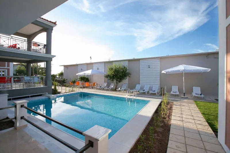 Sun & Sea Luxury Hotel