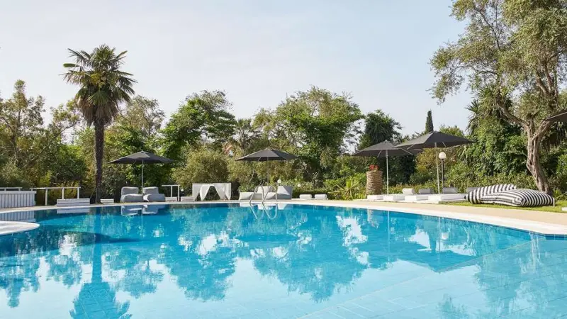Mr & Mrs White Corfu