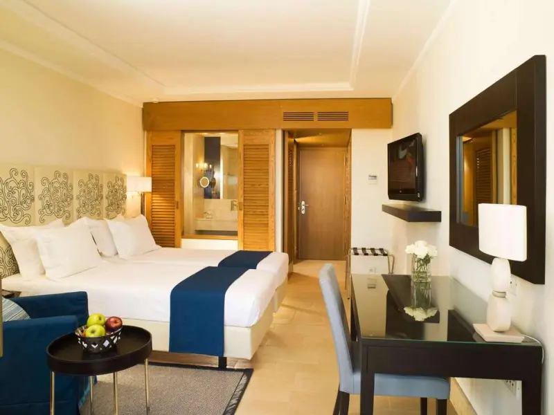 Kernos Beach Hotel & Bungalows