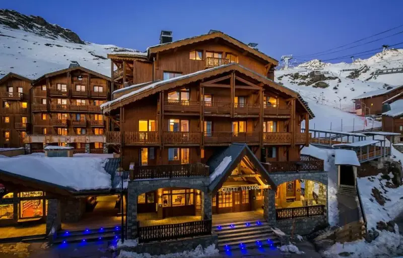 Chalet Val 2400