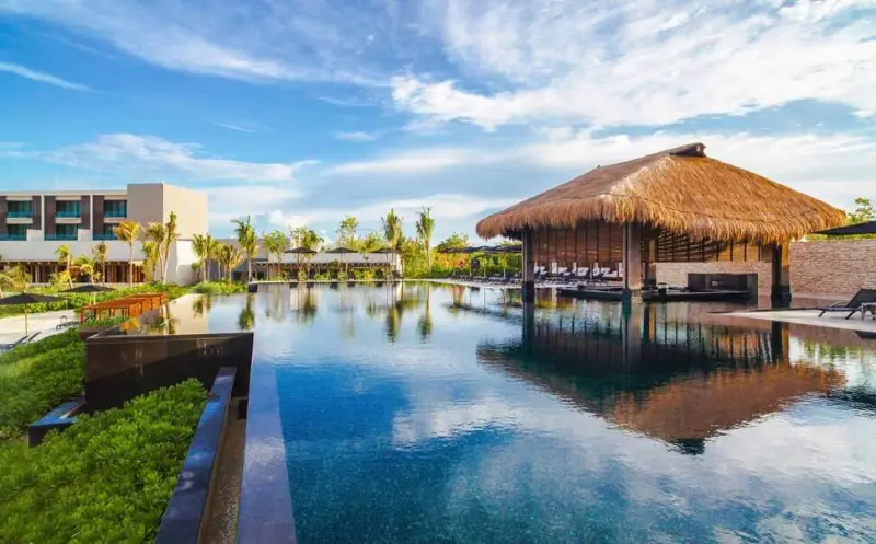 NIZUC Resort & Spa