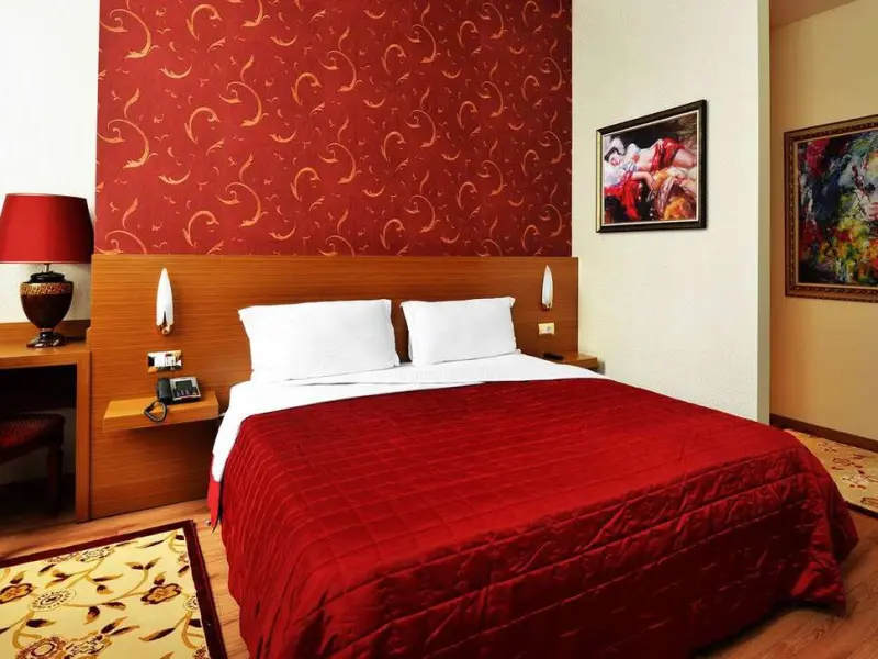 Hotel Austria, Tirana