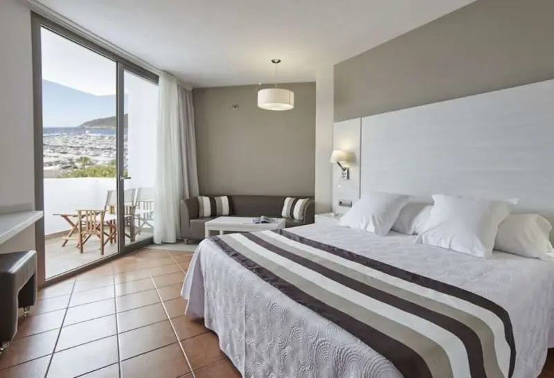 Hotel Tres Torres