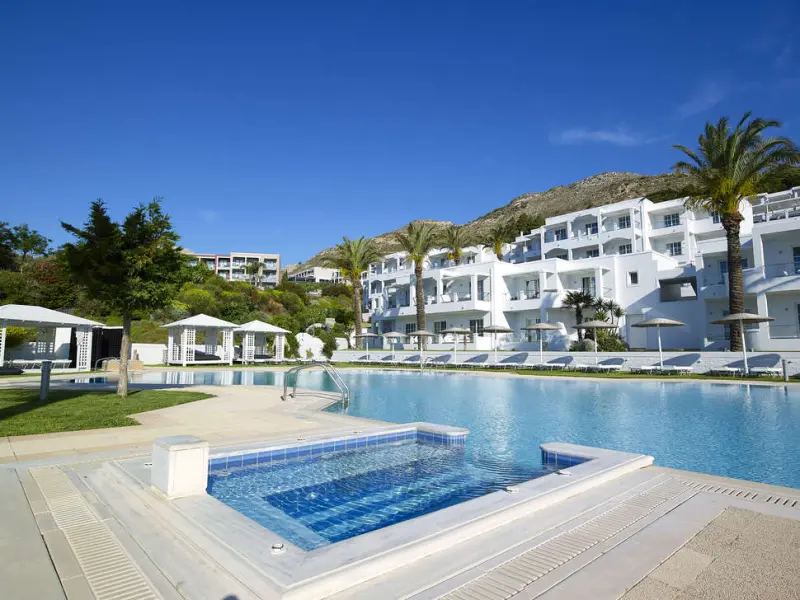 Dimitra Beach Hotel & Suites